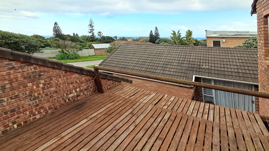 4 Bedroom Property for Sale in Seaview Eastern Cape